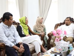 Pj Bupati Aceh Besar Terima Kunjungan Pengurus Muslim Aid United Kingdom dan YKMI