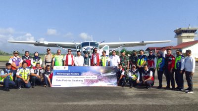 Penerbangan Susi Air Perdana Dihadiri Pj Bupati Agara