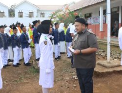 Bupati Dolly Pasaribu Berikan Tali Asih Pada MTQ Ke-56 Tapsel