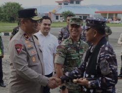 Wakapolda Aceh Sambut Kedatangan Pangkoarmada RI di Bandara SIM