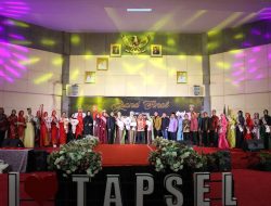 Putri Pariwisata Tapsel Kembali Terpilih, Ini Pesan Bupati Dolly Pasaribu