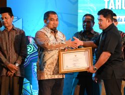 Pj Bupati Aceh Besar Terima Sertifikat WBTb Keujreun Blang Pemerintah Aceh
