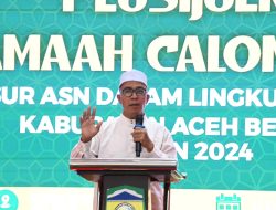Pemkab Aceh Besar Peusijuek 29 JCH dari Unsur ASN