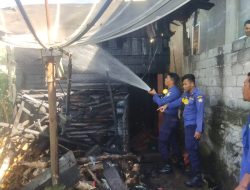 Satu Unit Rumah Kontruksi Kayu Terbakar di Aceh Tengah