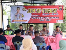Polres Aceh Tengah Salurkan 20 Paket Sembako Pada Warga Kurang Mampu di Kampung Blang Gele