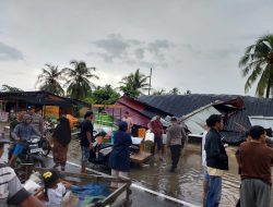 Bencana di Tanah Luas : Hujan Angin Porak-porandakan Ratusan Bangunan
