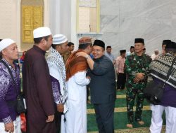 Bupati Dolly Pasaribu Sambut Kedatangan Jemaah Haji Tapsel Dengan Penuh Rasa Haru