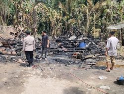 Hati-hati : Akibat Selang Gas Bocor Rumah Muslem Musnah Terbakar