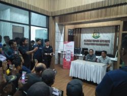 Kajari Padangsidimpuan Gelar Konfrensi Pers Saat Wartawan Dalam Keadaan Kenyang