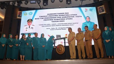 Ketua TP PKK Tapsel Hadiri Pembukaan Jambore PKK Tahun 2024 di Medan