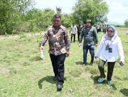 Wakili Pj Bupati, Sekda Aceh Besar Tinjau Lokasi Pemasangan Irpom di Keureuweung Blang