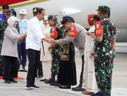 Tiba di Tanah Rencong, Presiden Jokowi Disambut Kapolda Aceh