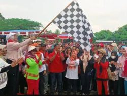 Ribuan Masyarakat Kecamatan Palas Lampung Selatan, Ramaikan Jalan Sehat Wisata Gembira