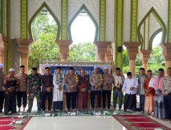 Jumat Curhat di Masjid Nurul Iman, Wakapolres Lakukan Dialog Terbuka Dengan Jamaah