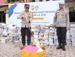 Polres Aceh Utara Musnahkan Dokumen Arsip Perwabkeu Tahun 2004 – 2018