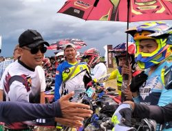 Resmi Dibuka : Open Grasstrack Championship Piala Danbrigif 25/Siwah Berlangsung Meriah