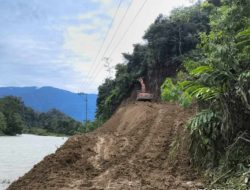 PUPR Gercep Tangani Tiga Titik Longsor Lintas Jambak-Sikundo