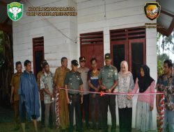 Bahagianya Janda Dua Anak Terima Kunci Rumah yang Direhab TNI