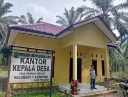 Darma Bakti Nasution Sosok Kades Pagaranbira Jae Sosopan Padang Lawas