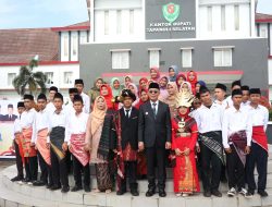 Pemkab Tapsel Gelar Peringatan Hari Pendidikan Nasional 2025 di Komplek Perkantoran