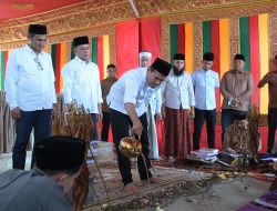 Wagub Fadhlullah dan Istri, Takziah ke Rumah Duka Abati Bakongan