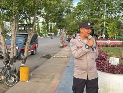 Sat Binmas Polres Lhokseumawe Himbau Warga Patuhi Syariat Islam saat di Ruang Publik