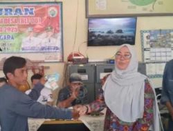 Pekon Sukanegara Kecamatan Pesisir Tengah Salurkan BLT-DD Tahap Ke-1 Kepada 16 KPM Tahun 2025