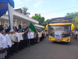 Pemko Langsa Lepas 186 Jama’ah Haji Kloter 07 BTJ 1446 H Bergabung Aceh Tamiang, Aceh Barat dan Sabang