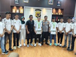 Sambut dan Ganjar Bonus Atlet Peraih Emas di Kejurnas, Kapolres : Kami Bangga Kepada Kalian
