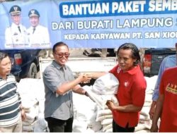 Bupati Lampung Selatan Salurkan Bantuan 336 Paket Sembako Untuk Karyawan PT San Xiong Steel Indonesia