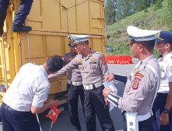 Satlantas Polres Aceh Tengah Sosialisasikan Bahaya ODOL Kepada Sopir Truk dan Angkutan Barang