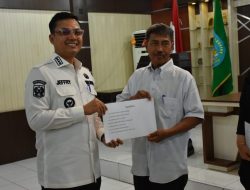 Pemko Langsa Serahkan 59 Ekor Hewan Qurban Ke Gampong dan Dayah Se-Kota Langsa