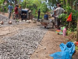 Pemdes Sukabaru Laksanakan Pembangunan Rabat Beton dan Revitalisasi Posyandu