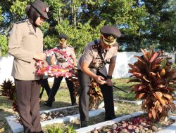 Jelang Hari Bhayangkara ke-79, Polres Aceh Tengah Gelar Ziarah dan Tabur Bunga di TMP