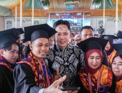 Wisuda Perdana An Nur, Jalan Rp11 Miliar Jadi Bukti Dukungan Bupati Egi Pada Pendidikan