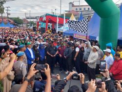 Jalan Santai Hari Bhayangkara ke-79 Dimeriahkan Ribuan Warga Kota Takengon