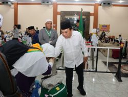 Wabup Sambut Jema’ah Haji Asal Tapsel : “Semoga Jadi Haji Mabrur”