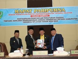 Bupati Tapsel Sampaikan RPJMD 2025–2029, Tekankan Transformasi Penganggaran Berbasis Program Prioritas
