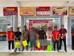 Alfamart Buka Gerai Baru di Lhoksukon, Bagikan Paket Sembako untuk Warga Prasejahtera