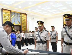 Kapolres AKBP Irwan Kurniadi Pimpin Sertijab dan Lantik Kasi Propam