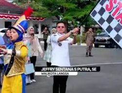 Walikota dan Wakil Walikota Langsa, Lepas Pawai Alegoris Memeriahkan HUT ke-80 RI