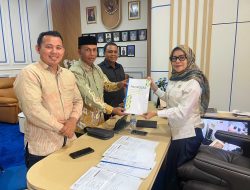 Siti Ramazan Beri Dukungan Penuh bagi 12 Sisiwa Aceh Barat ke Malaysia