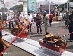 Kejari Lamsel Musnahkan 2,6 Kg Sabu, 172 Kg Ganja, dan Barang Bukti 82 Kasus